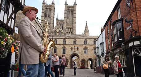 why-families-choose-chauffeurs-for-st-david-day-outings